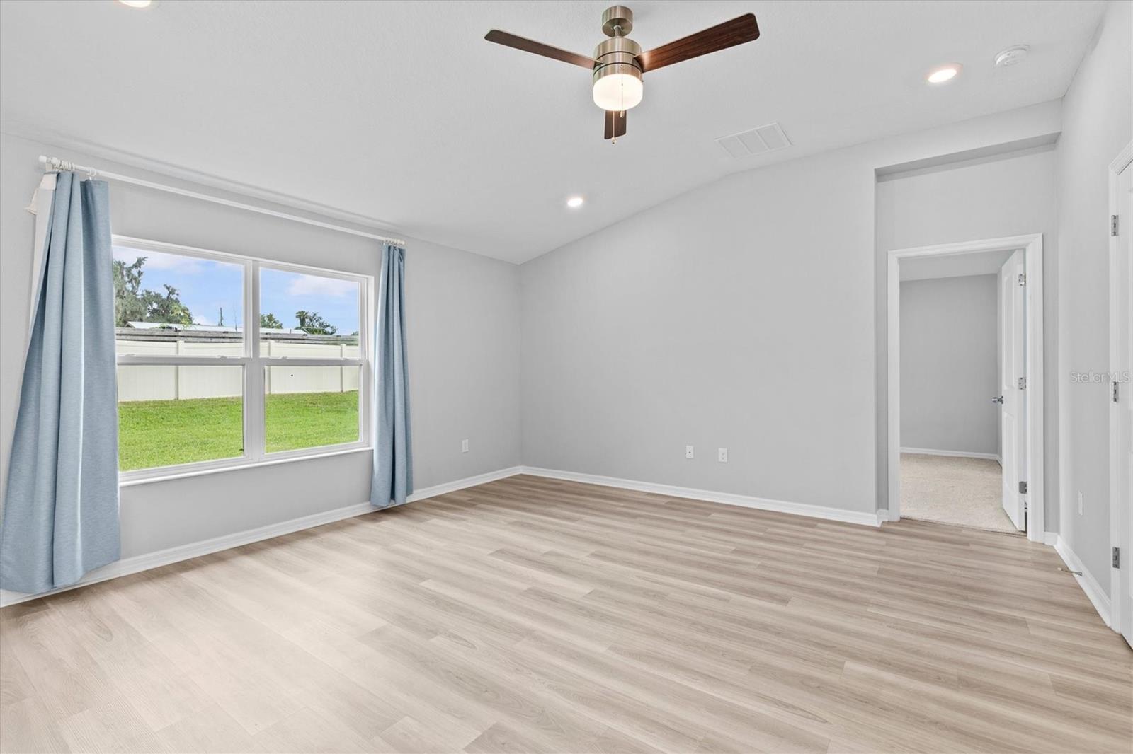 9972 MESIC WOODS AVE — photo 31