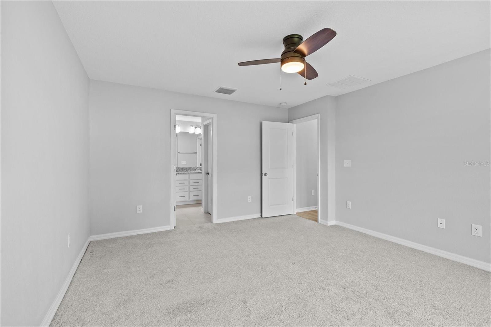 9972 MESIC WOODS AVE — photo 24