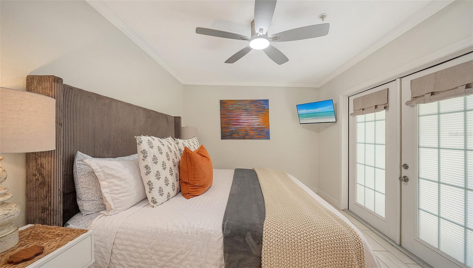 662 CALLE DEL OTONO — photo 24