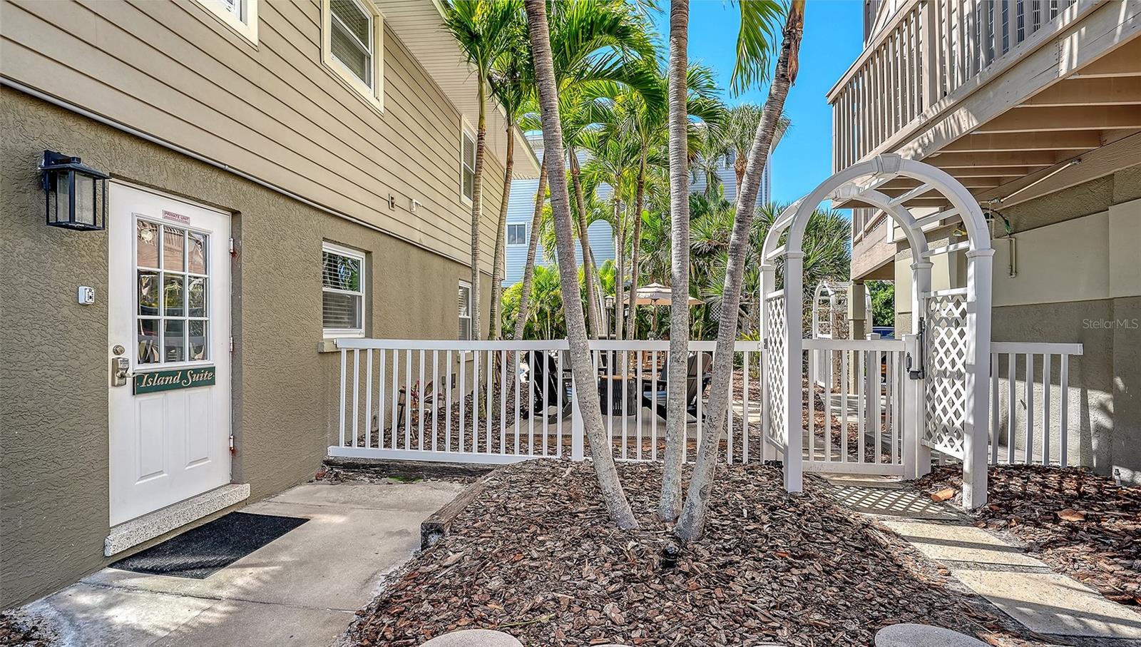 662 CALLE DEL OTONO — photo 43