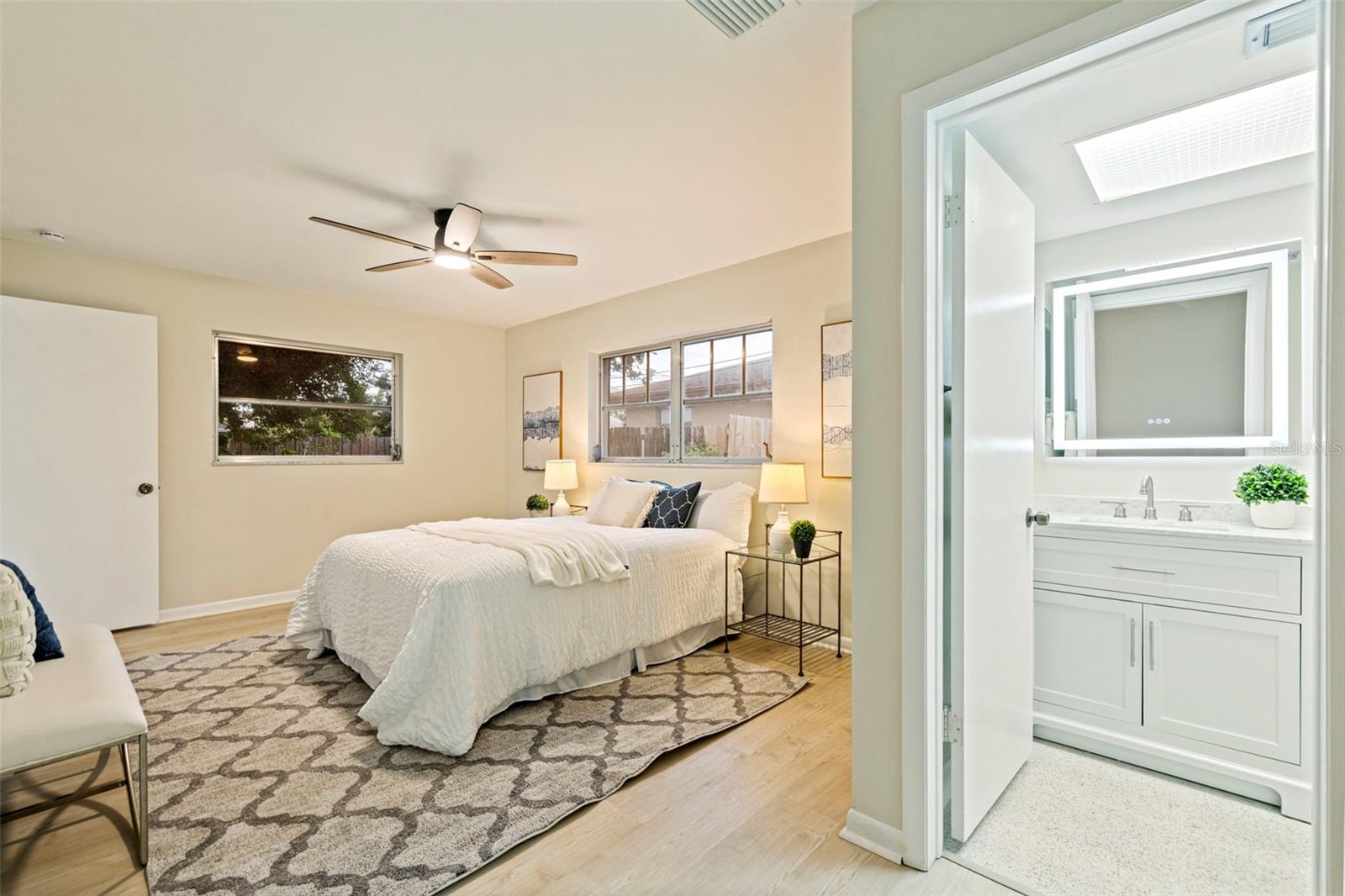 1011 MACRAE AVE — photo 25