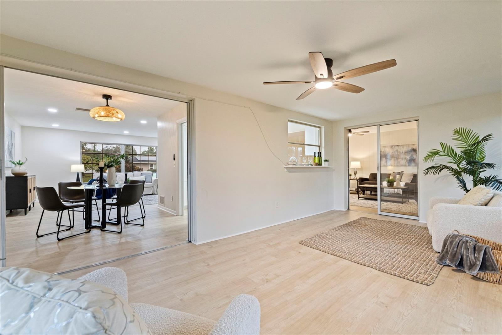 1011 MACRAE AVE — photo 22