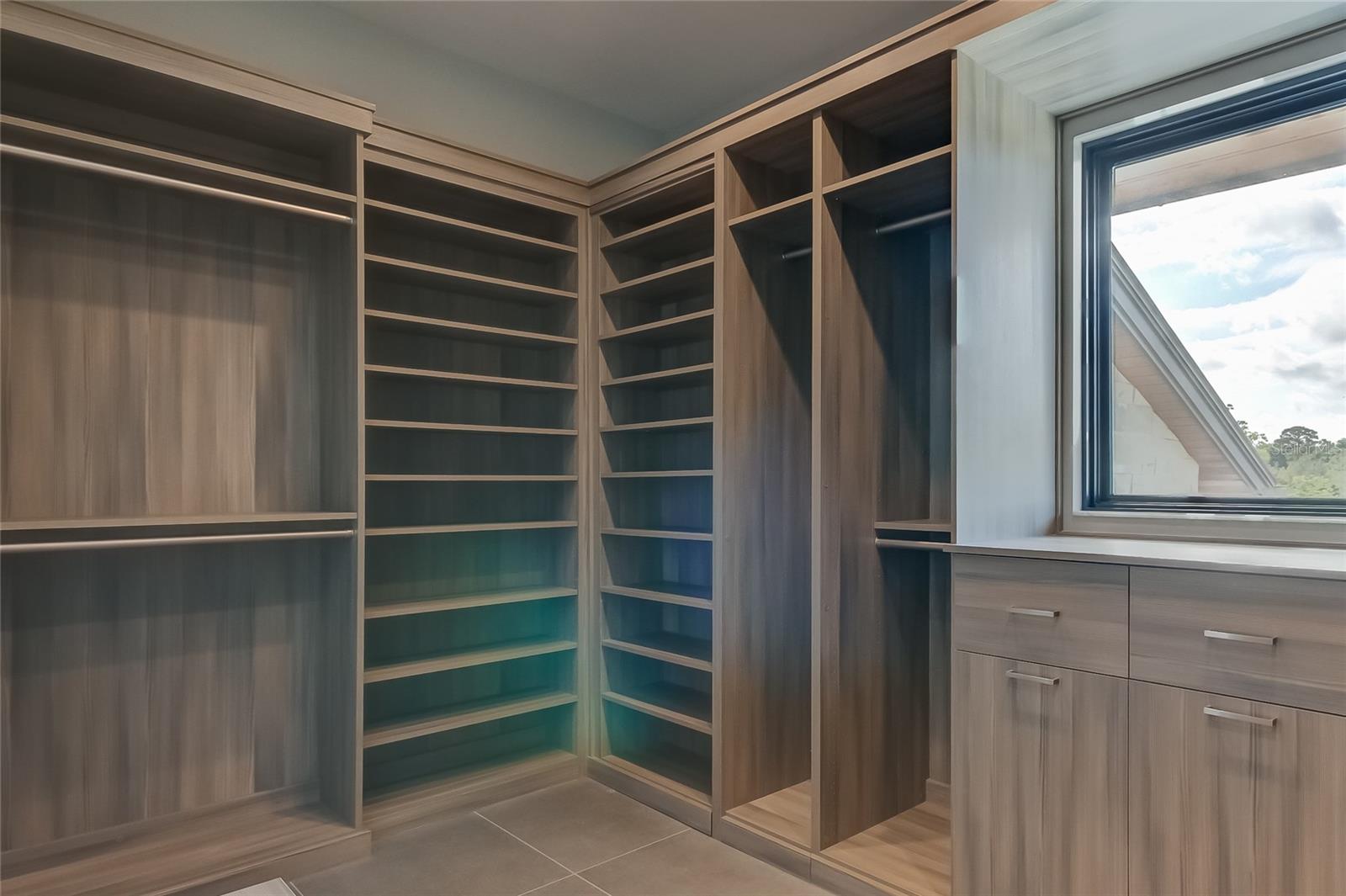 9586 TROUTWATER LN — photo 63