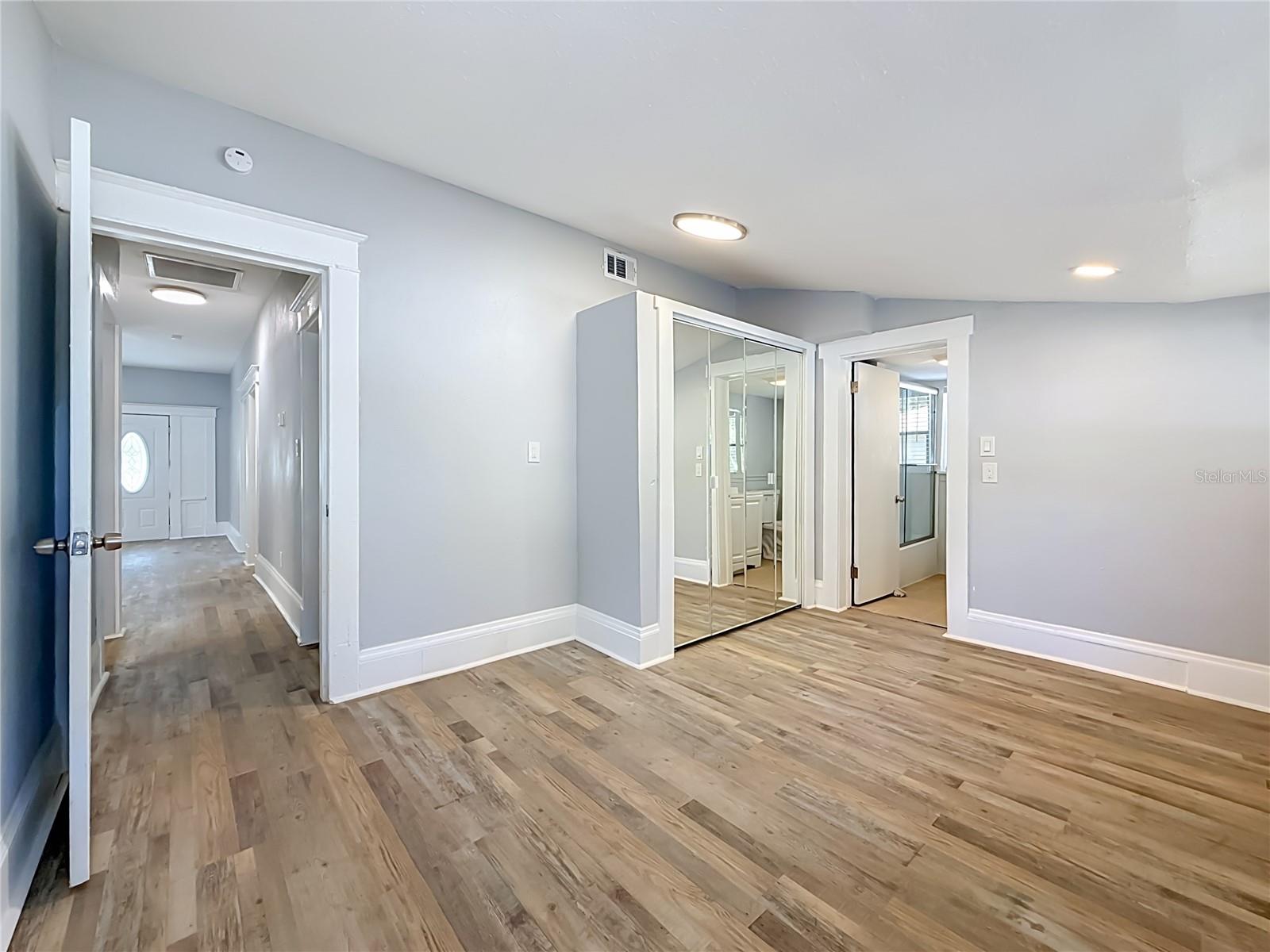 509 27TH AVE S — photo 11