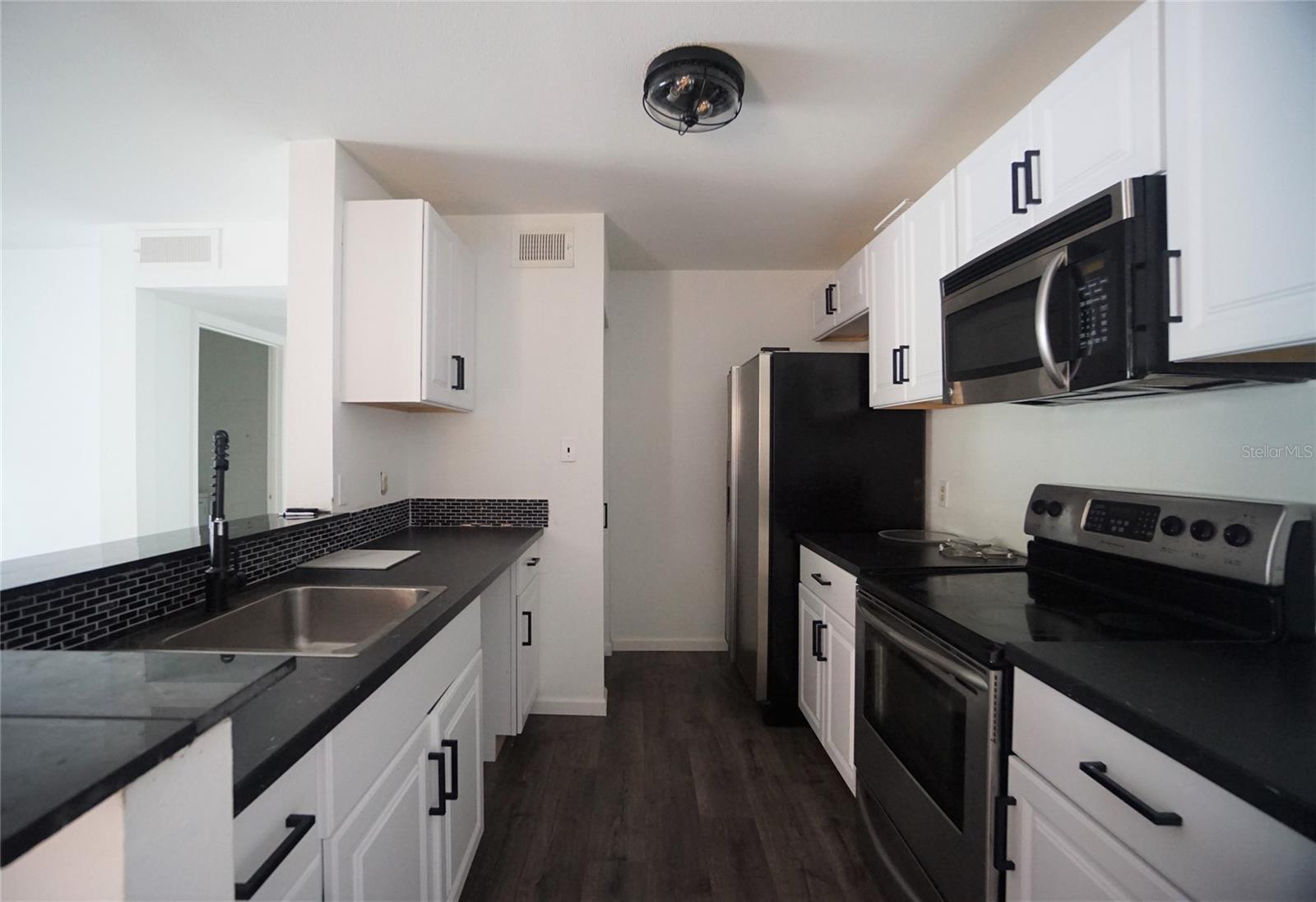 9481 HIGHLAND OAK DR #1801 — photo 8