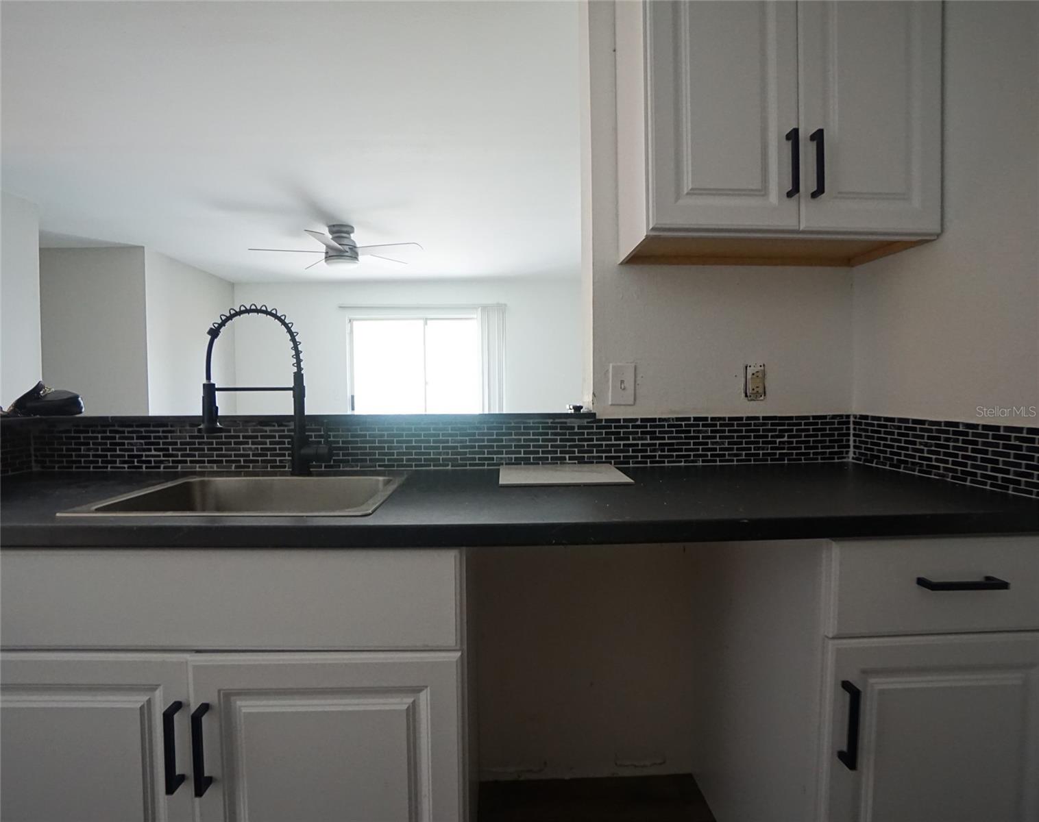 9481 HIGHLAND OAK DR #1801 — photo 18