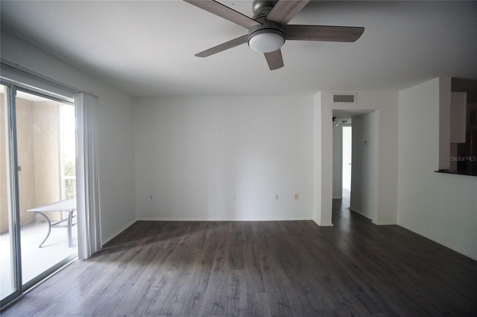 9481 HIGHLAND OAK DR #1801 — photo 4