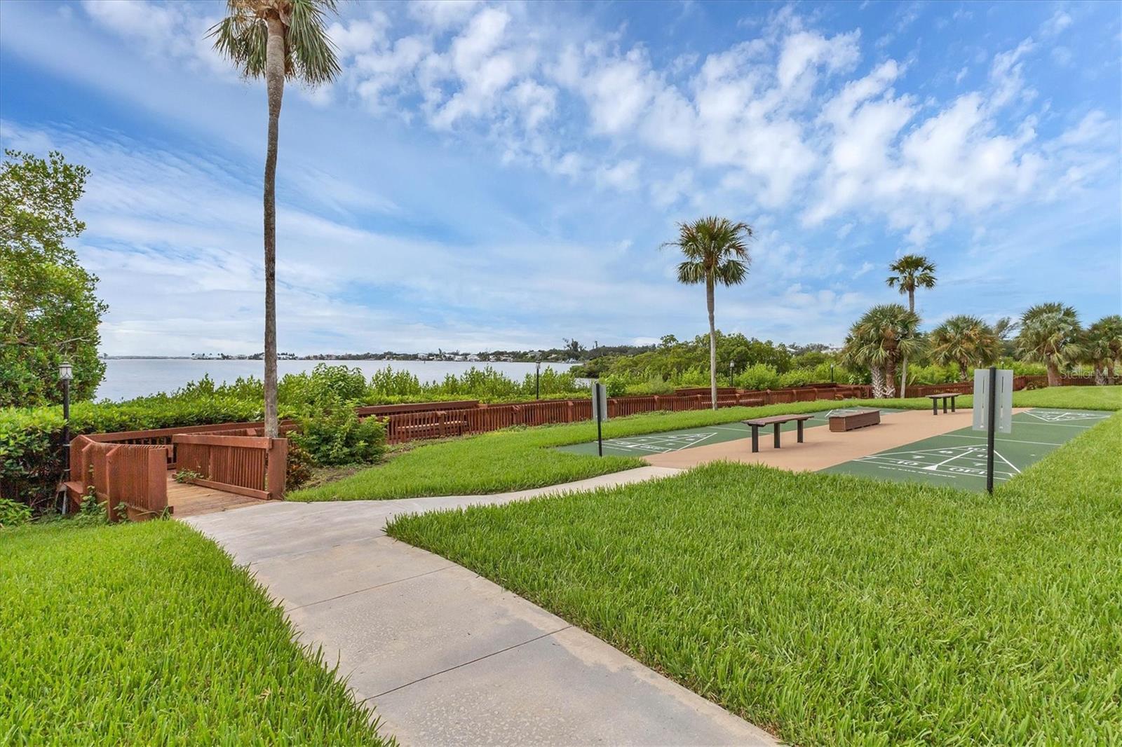 1640 STICKNEY POINT RD #40-101 — photo 29