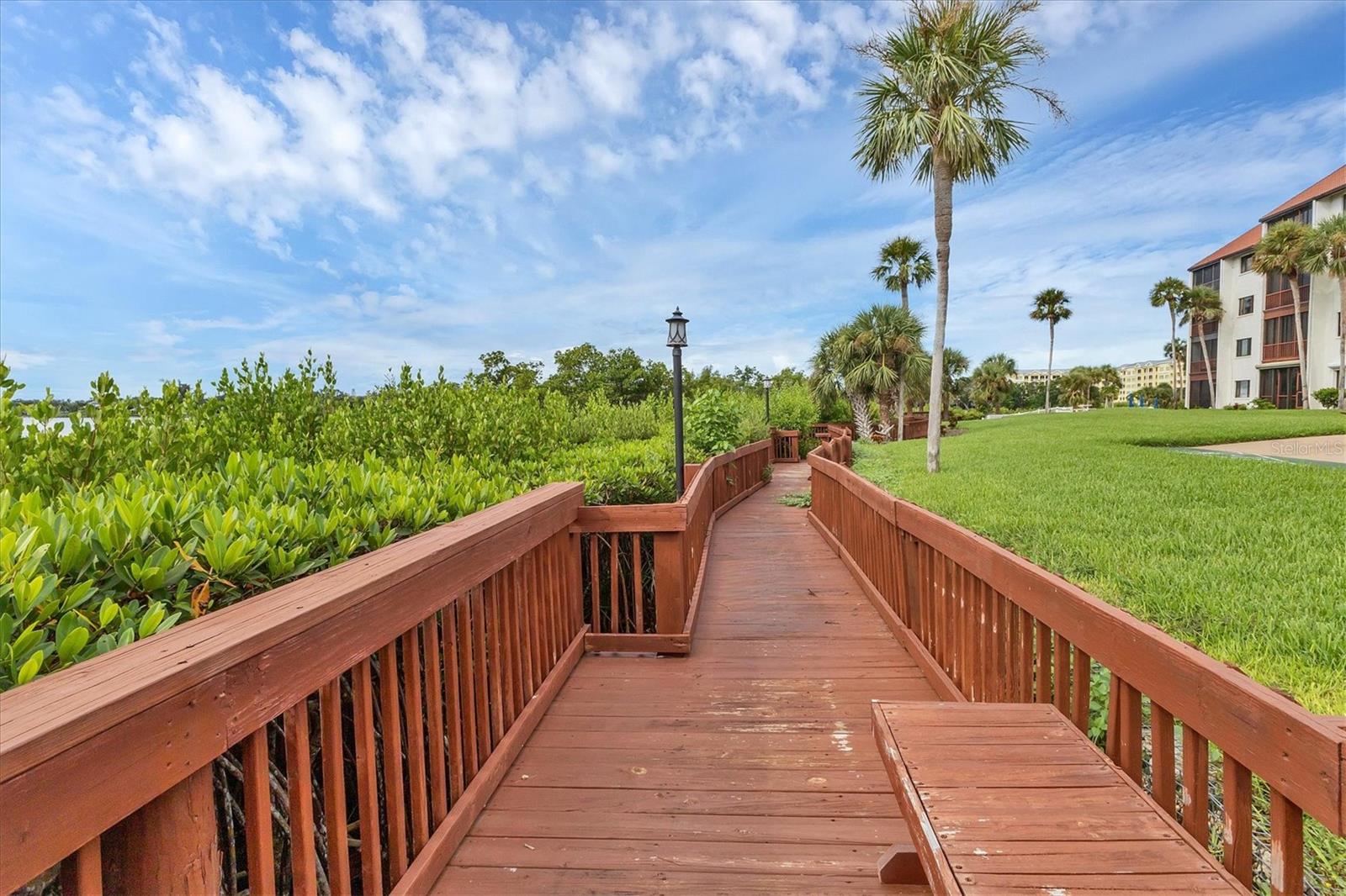 1640 STICKNEY POINT RD #40-101 — photo 30