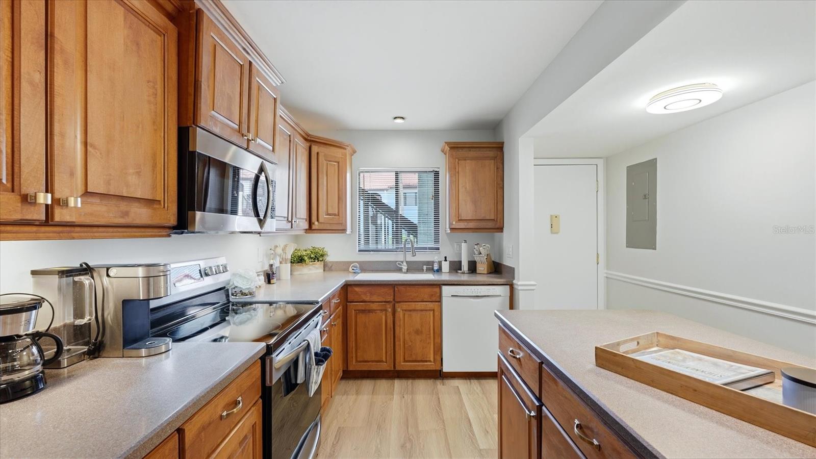 1640 STICKNEY POINT RD #40-101 — photo 11