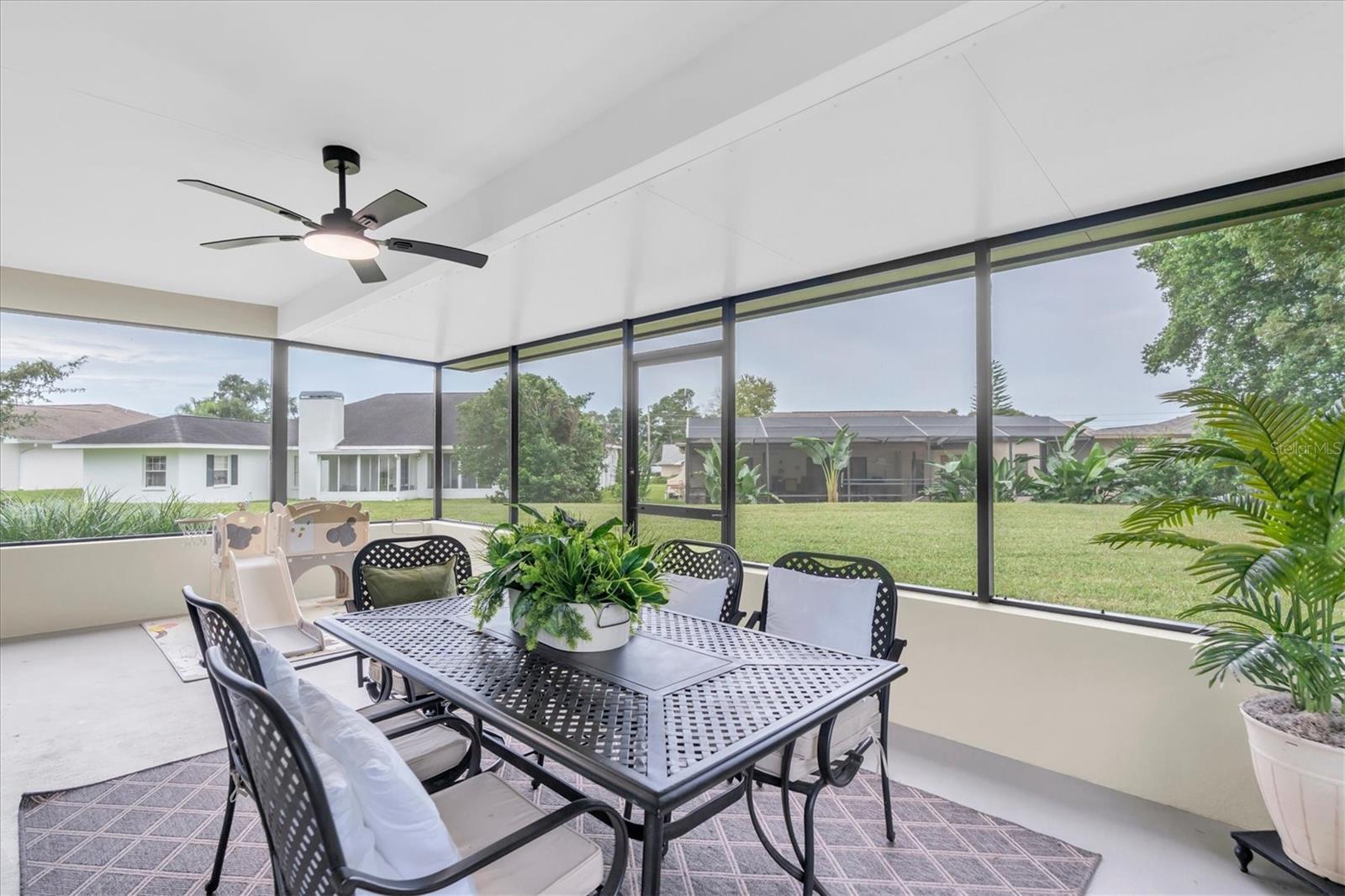 8721 LATHAM LN — photo 15