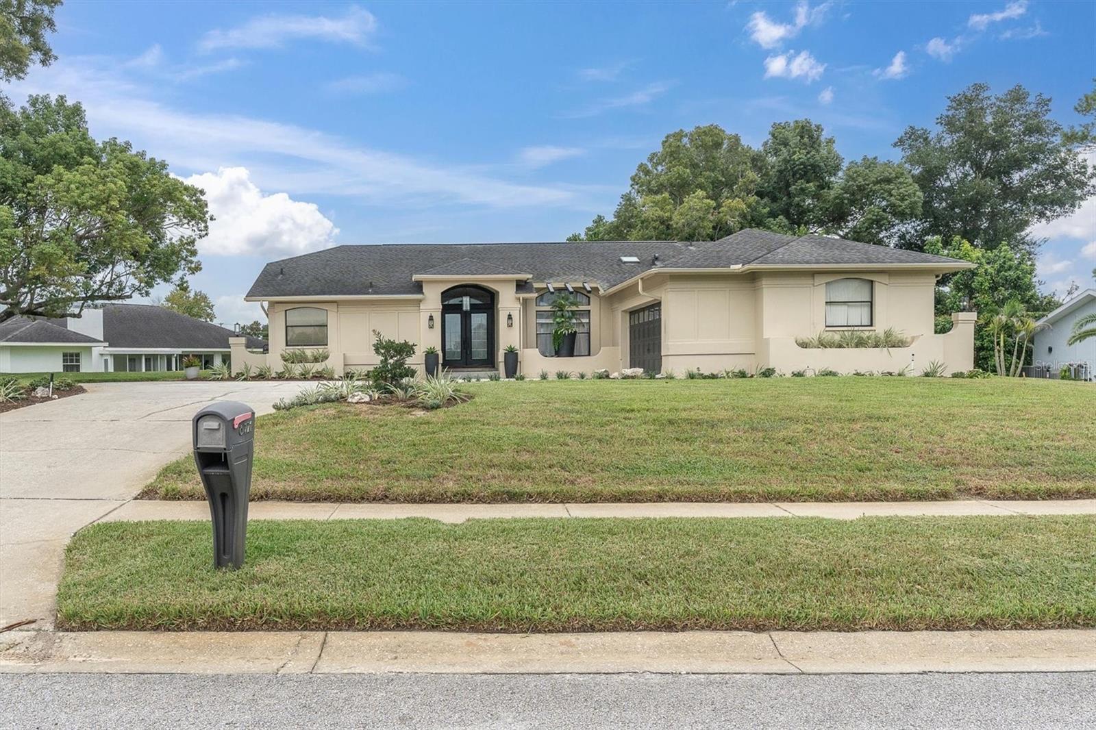 8721 LATHAM LN — photo 43