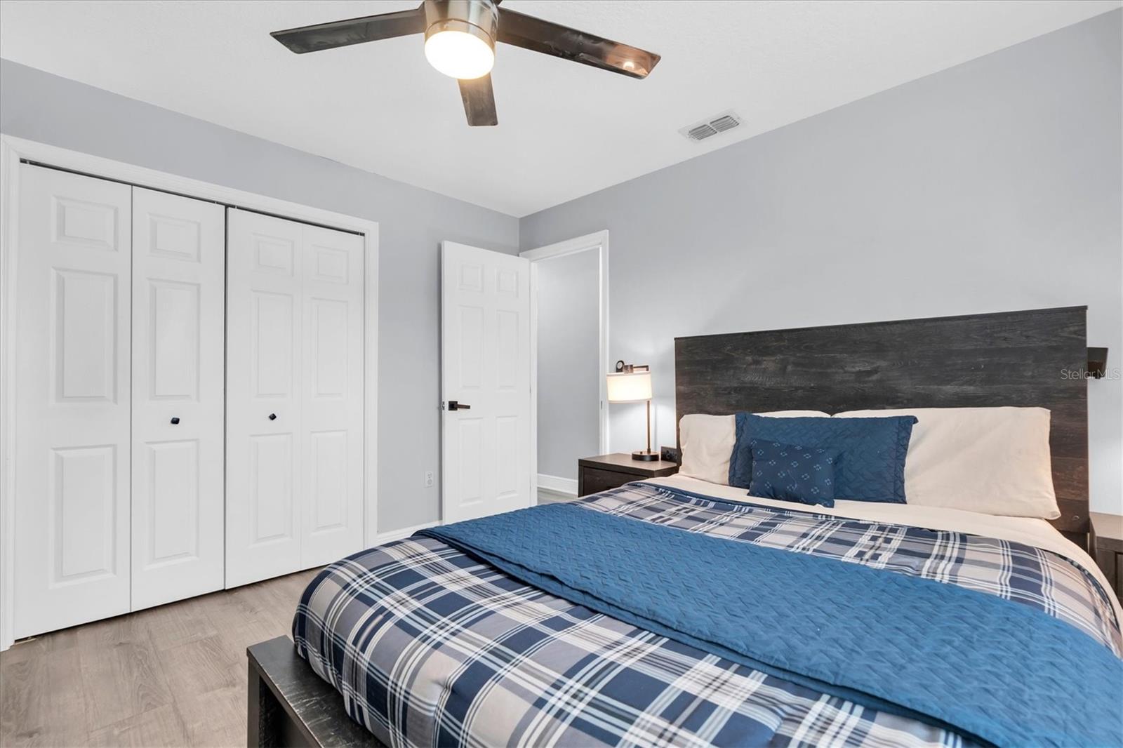 8721 LATHAM LN — photo 25