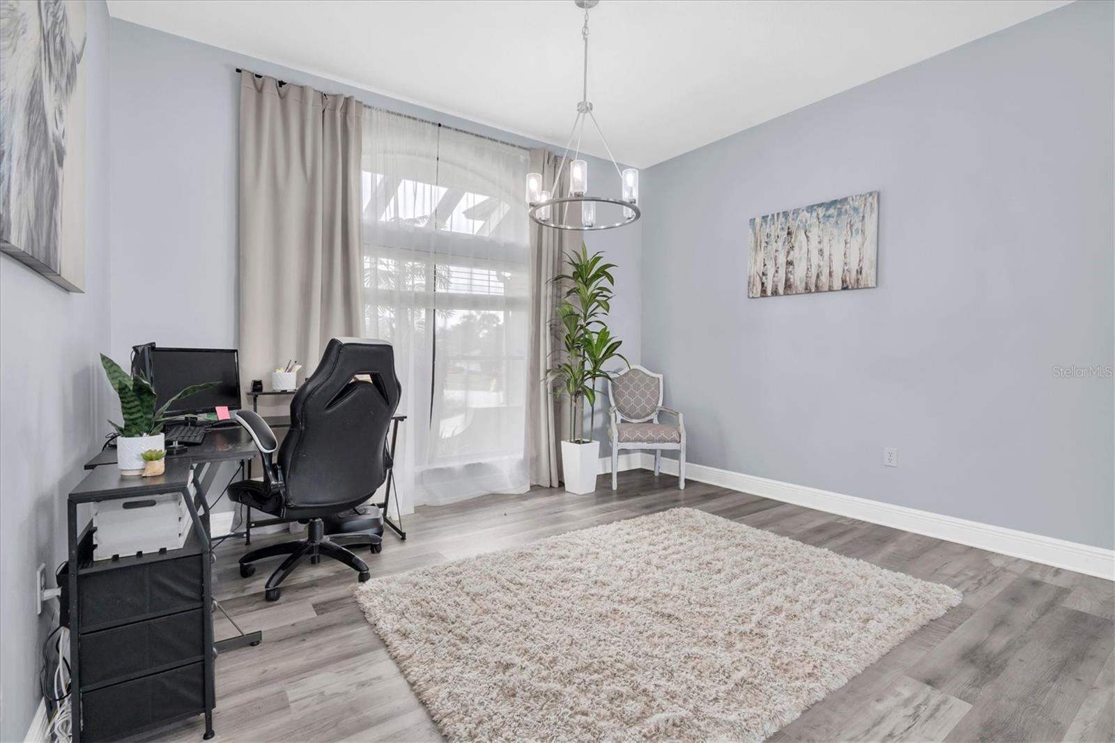 8721 LATHAM LN — photo 30