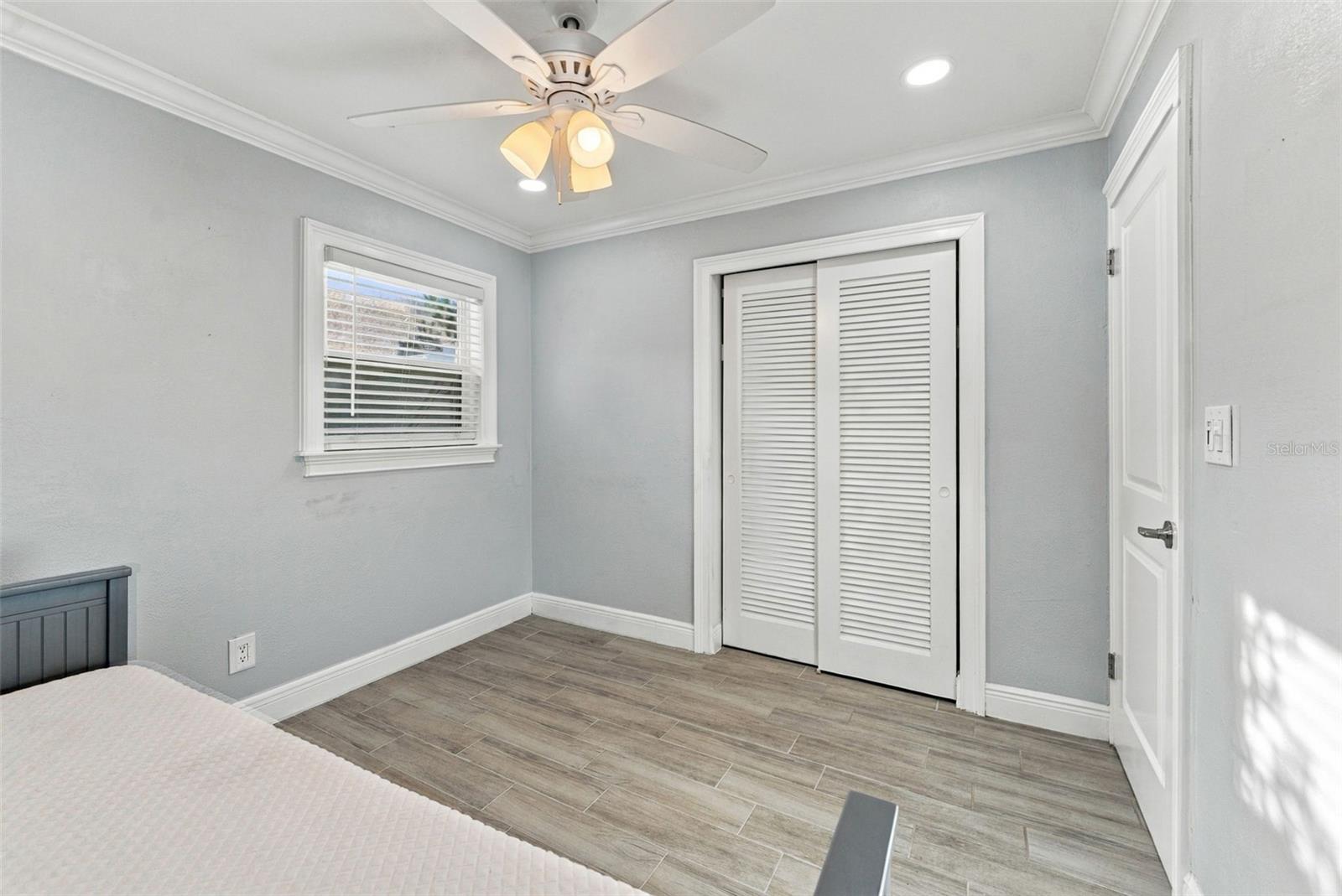 5143 NEWTON AVE S — photo 13