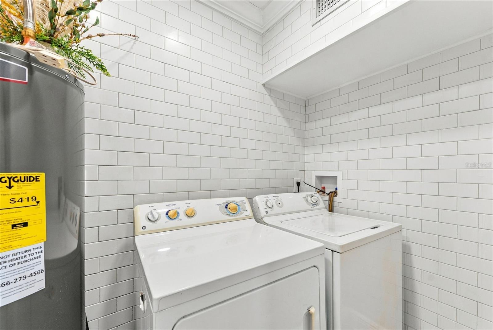5143 NEWTON AVE S — photo 16