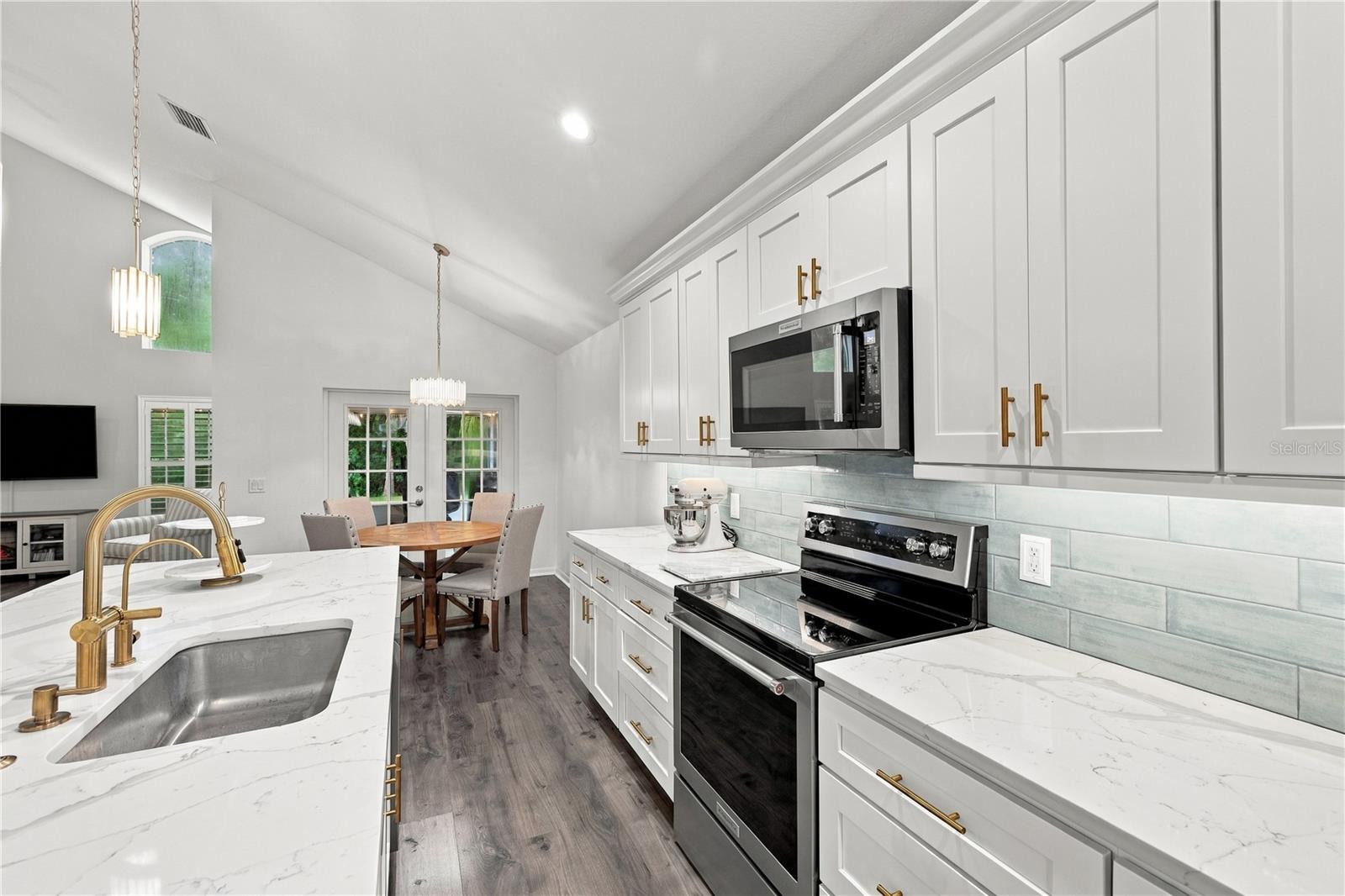 3123 DUNSTABLE DR — photo 11