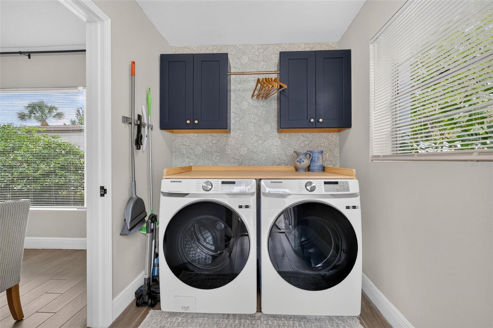 2913 W ELROD AVE — photo 27