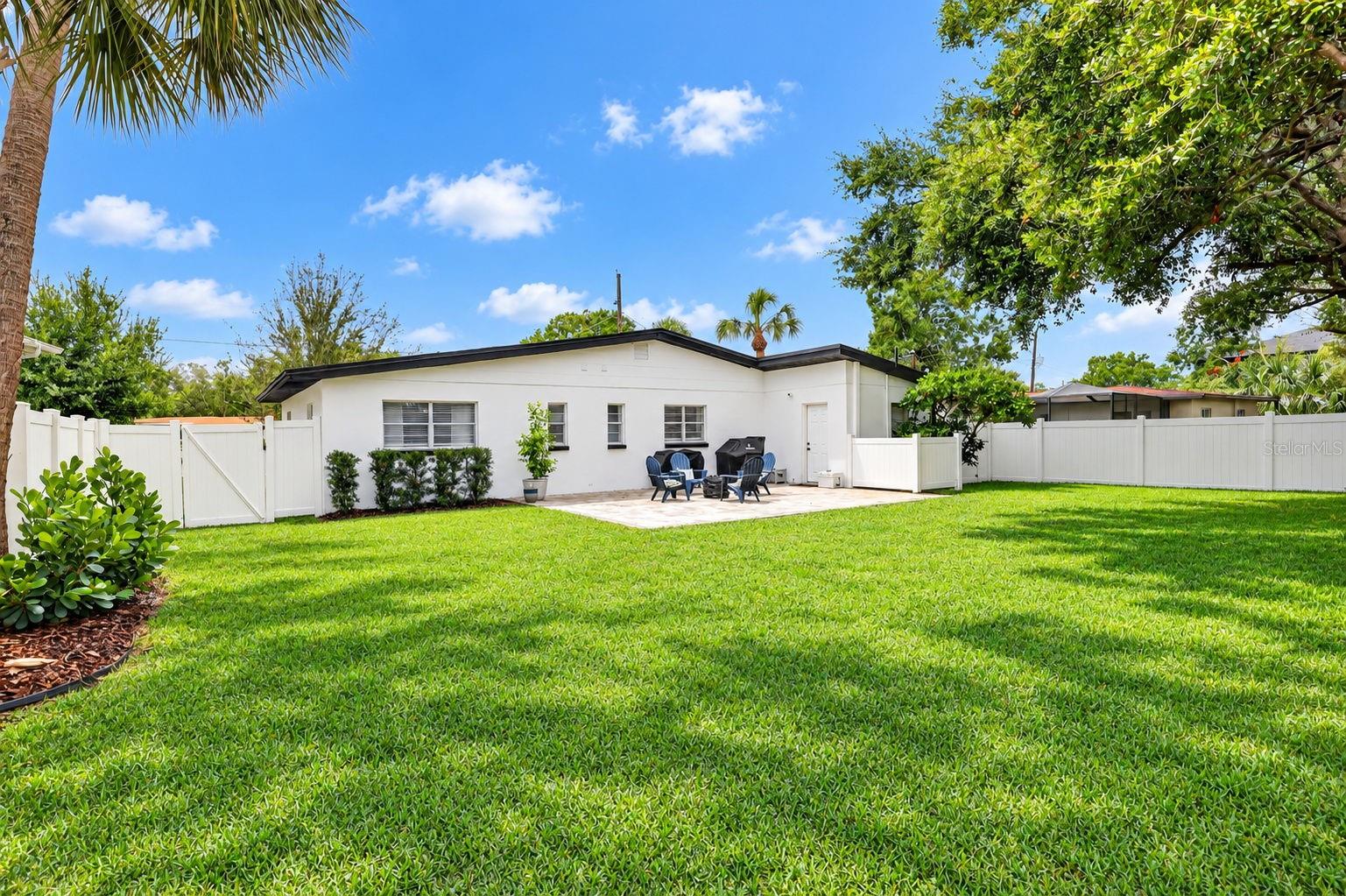 2913 W ELROD AVE — photo 32