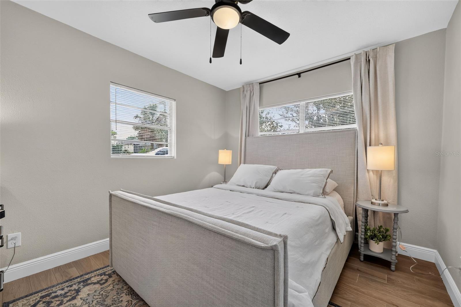 2913 W ELROD AVE — photo 25