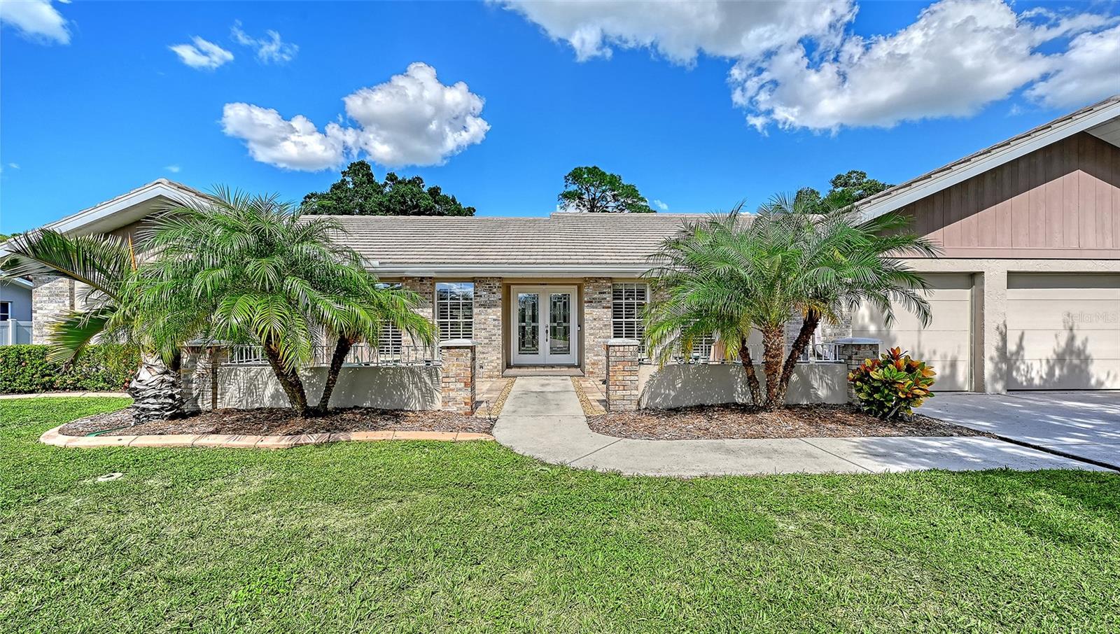 7913 BROADMOOR PINES BLVD — photo 10