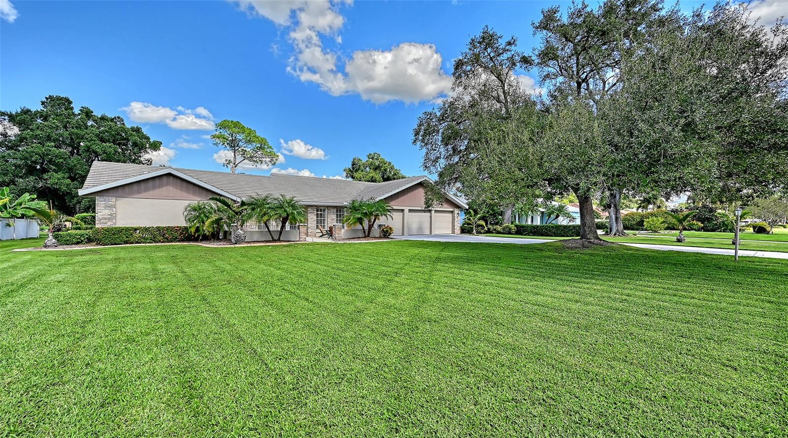 7913 BROADMOOR PINES BLVD — photo 7