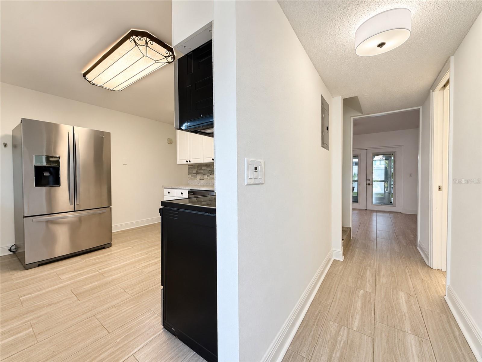 3204 W DE LEON ST #A — photo 5