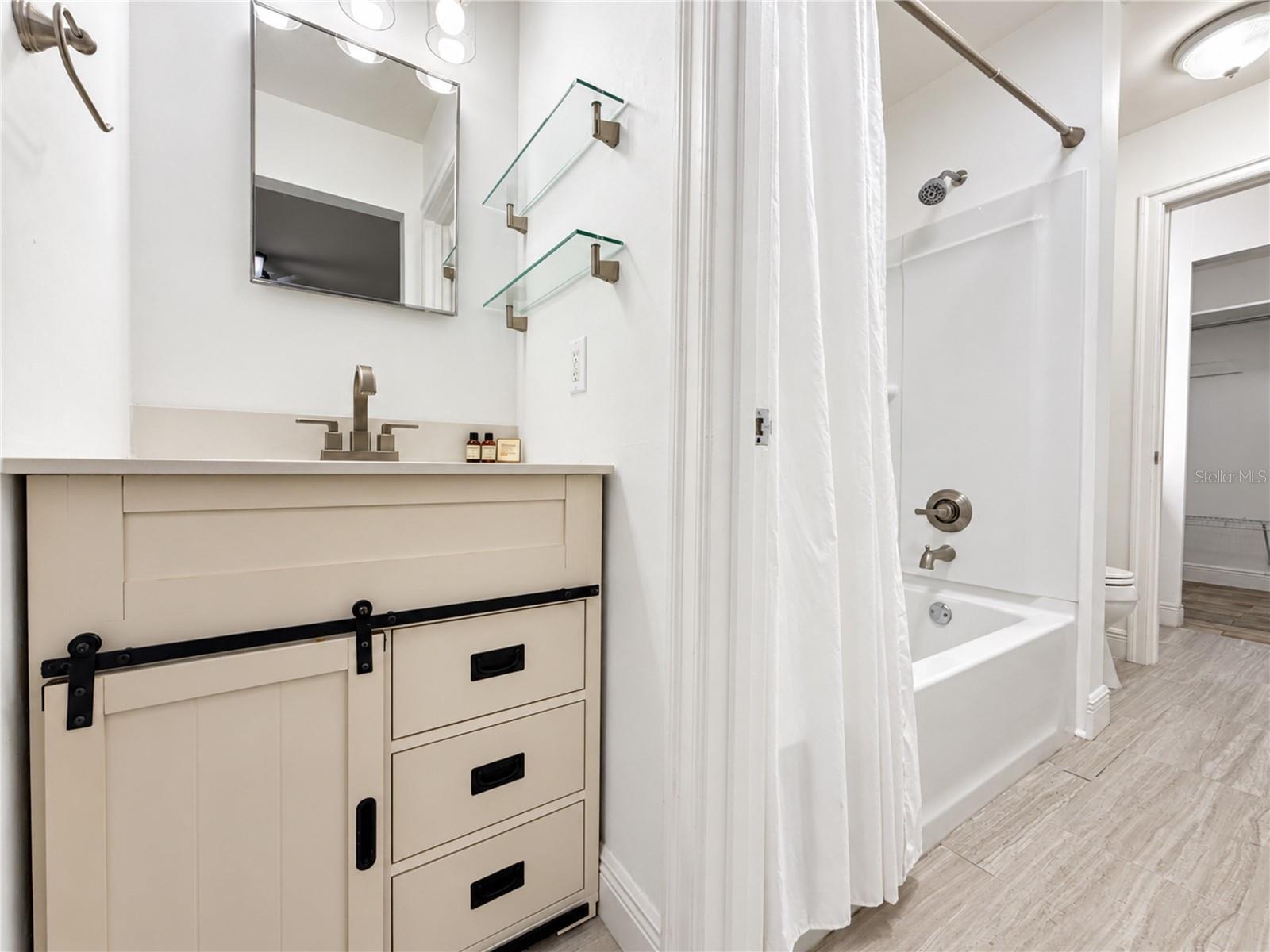 3204 W DE LEON ST #A — photo 16