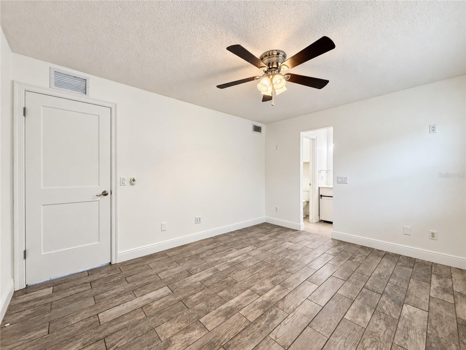 3204 W DE LEON ST #A — photo 23