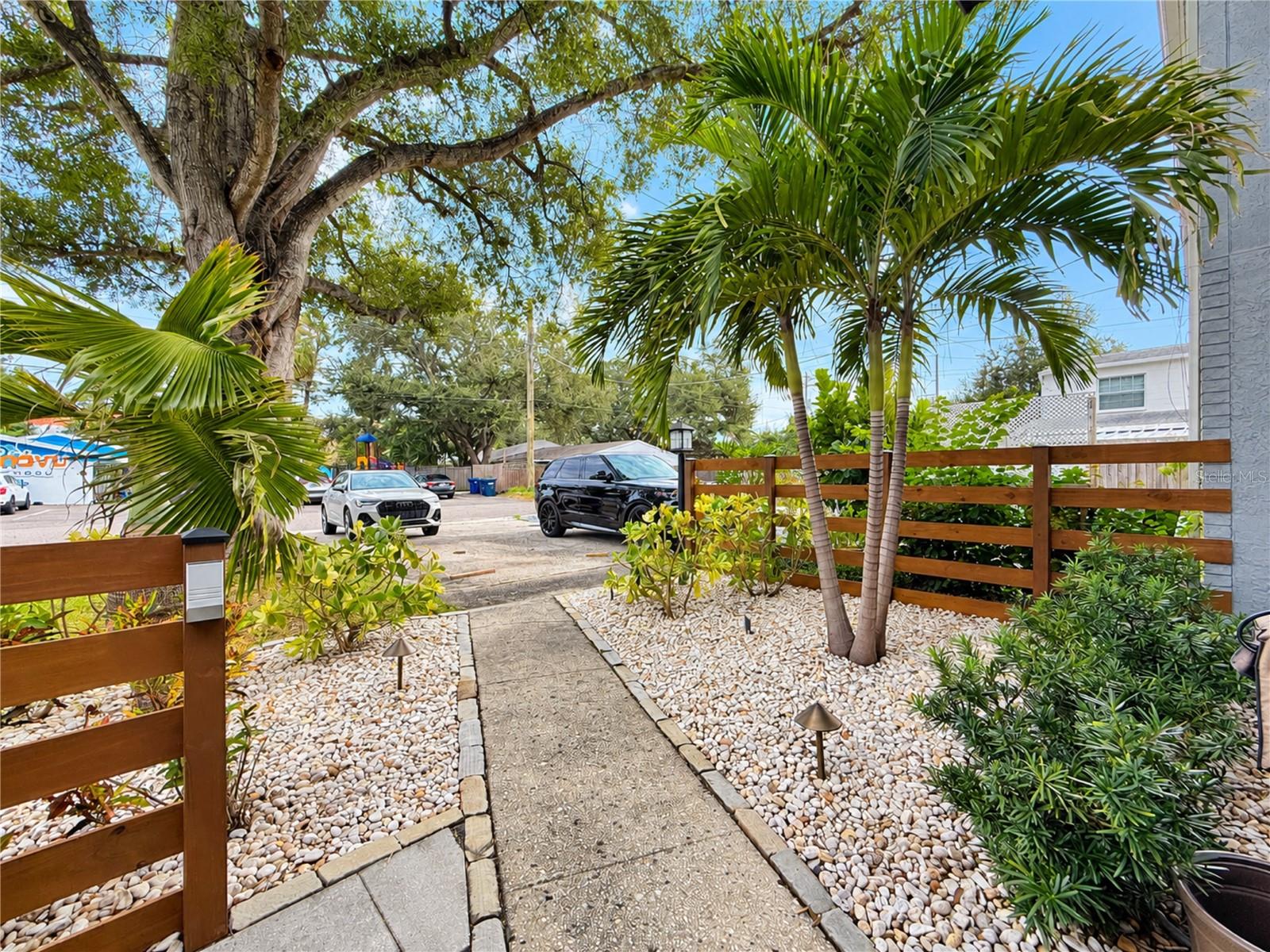 3204 W DE LEON ST #A — photo 4