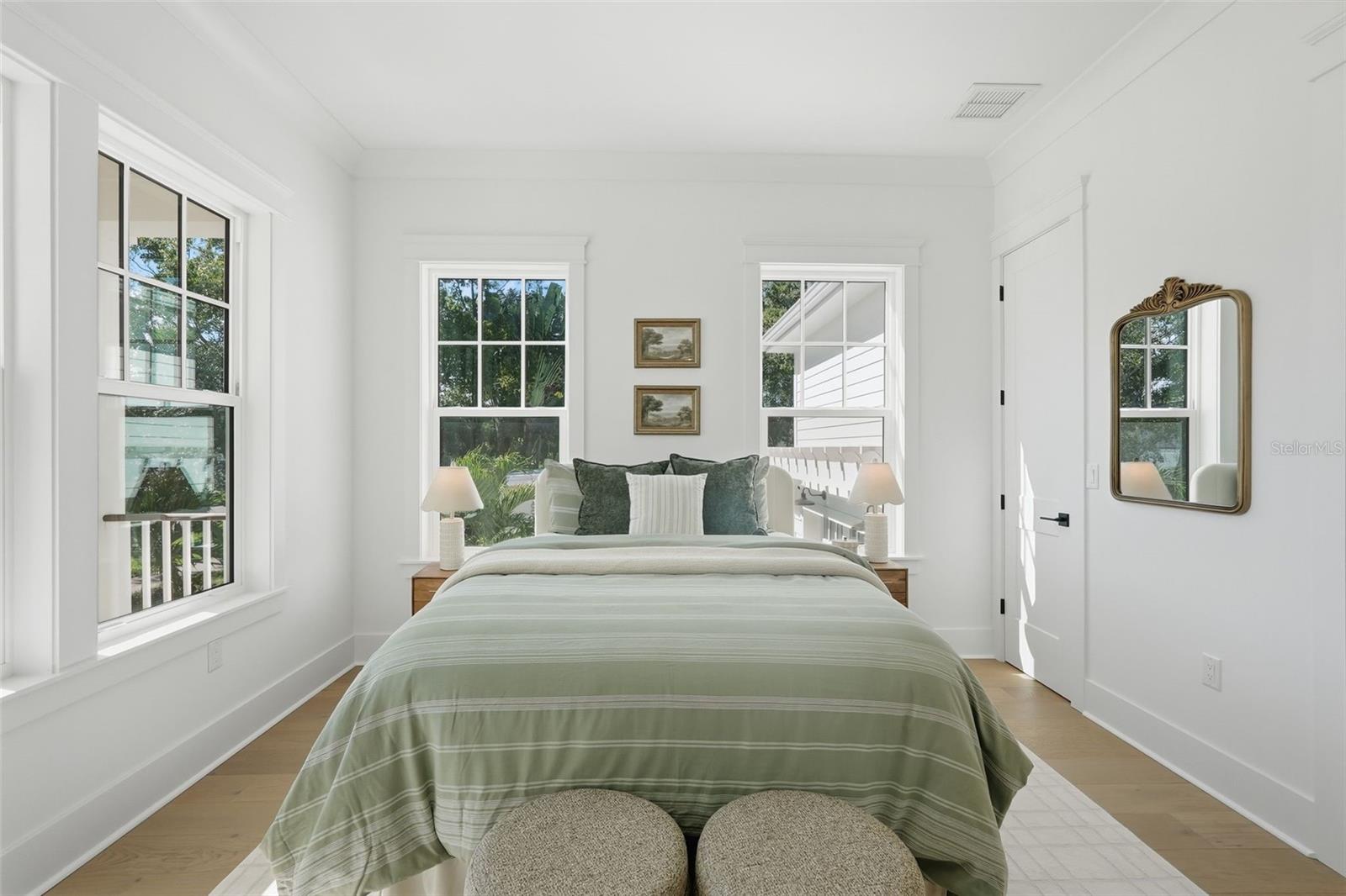 822 SNELL ISLE BLVD NE — photo 8