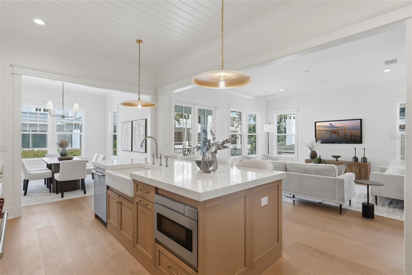 822 SNELL ISLE BLVD NE — photo 16