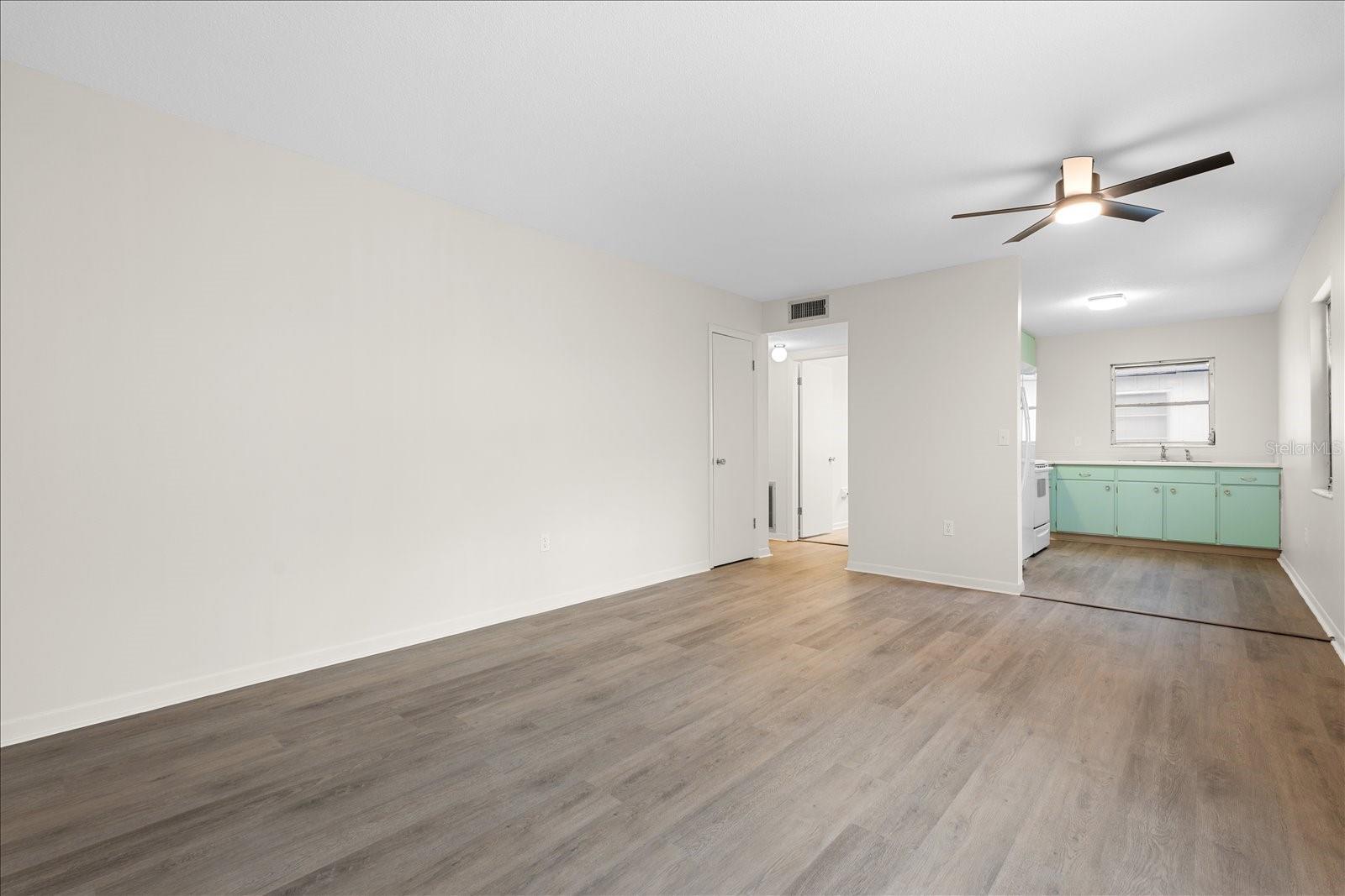 6010 LILLI WAY #6010 — photo 11
