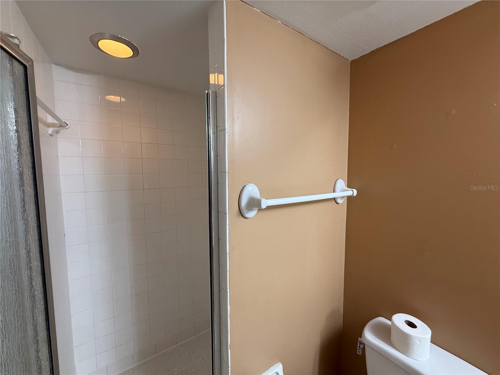 208 CYPRESS CT #208 — photo 16
