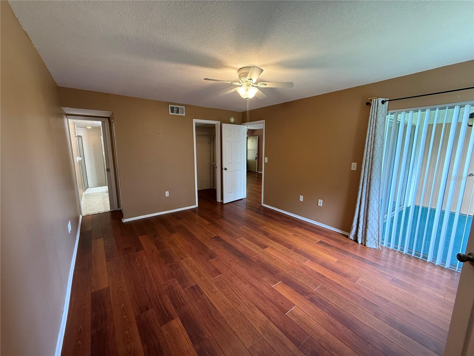 208 CYPRESS CT #208 — photo 11