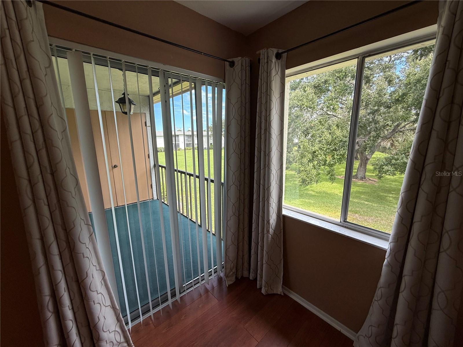 208 CYPRESS CT #208 — photo 13