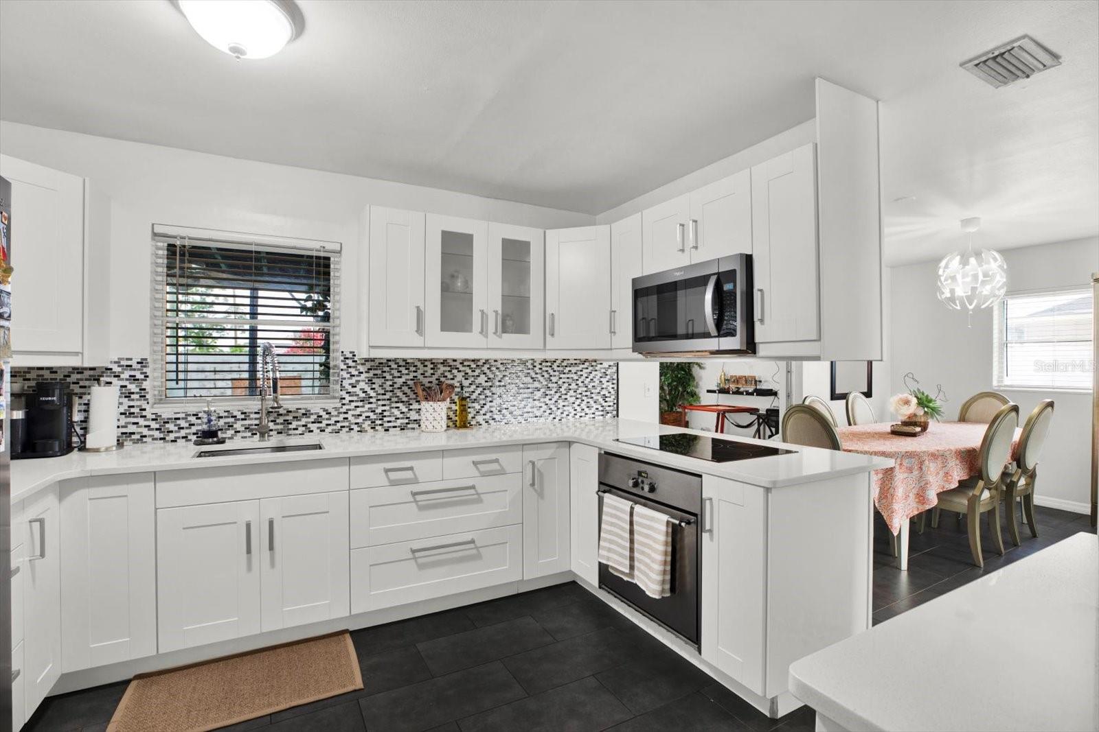 6504 LENORE DR — photo 2