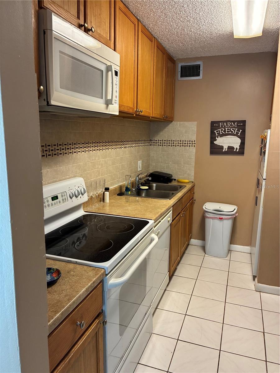 394 115TH AVE N #1 — photo 11