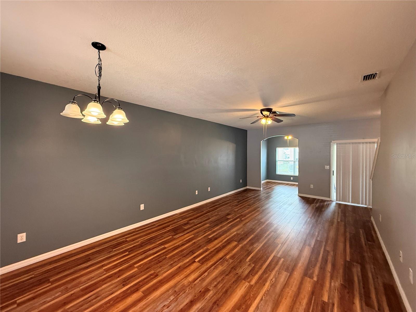 3454 HIGH HAMPTON CIR — photo 8