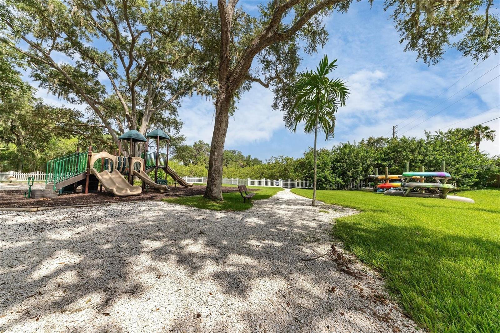 4627 BARRACUDA DR — photo 68
