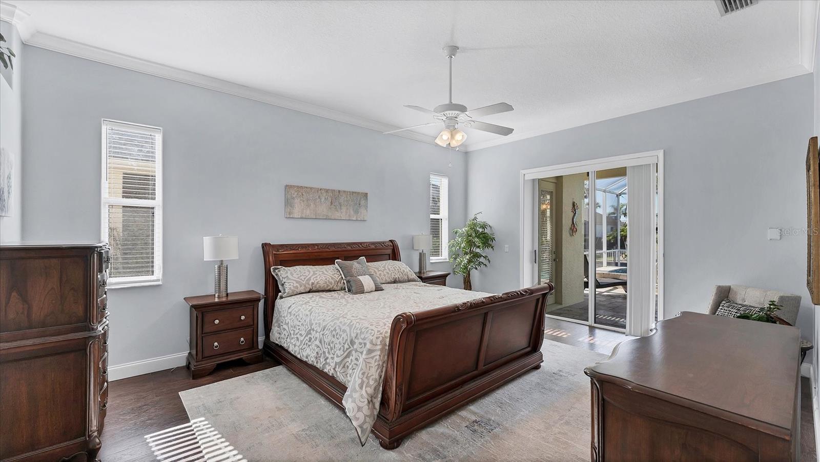4627 BARRACUDA DR — photo 35