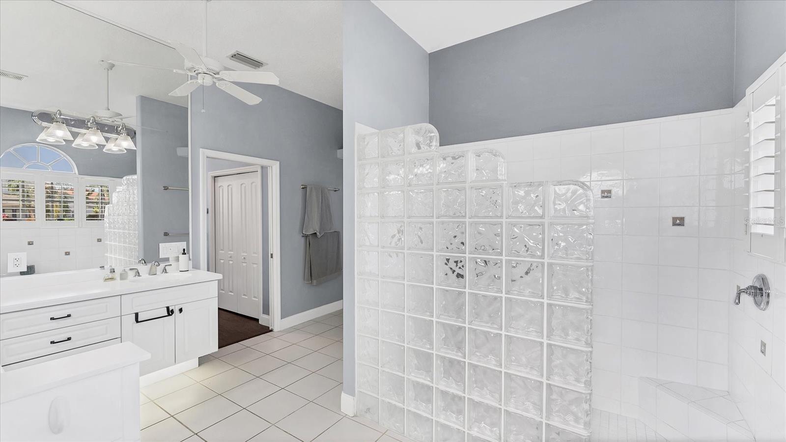 4627 BARRACUDA DR — photo 41