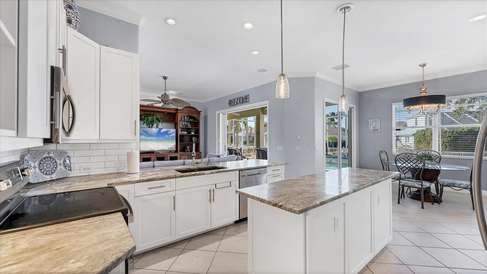 4627 BARRACUDA DR — photo 24