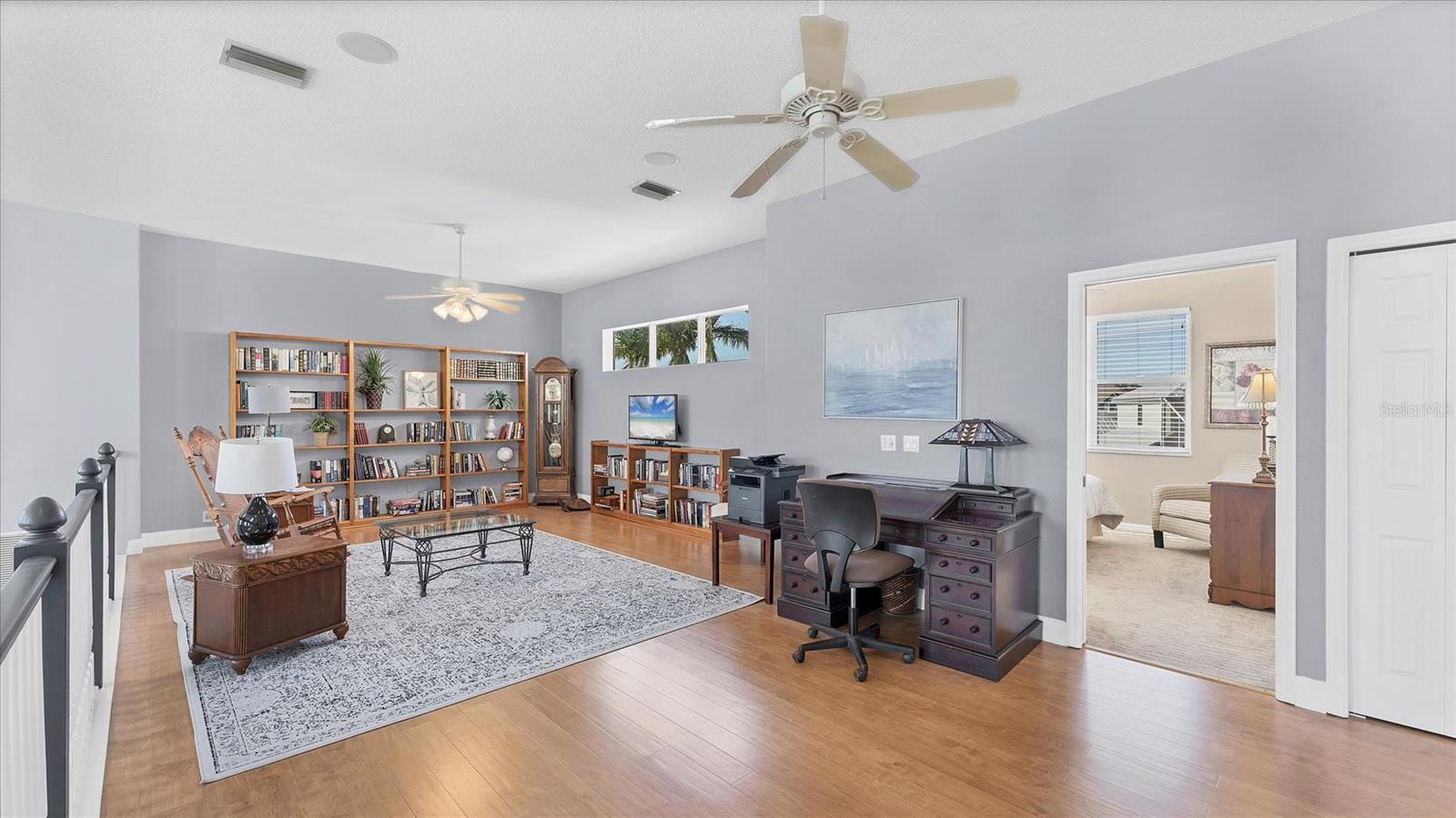 4627 BARRACUDA DR — photo 32