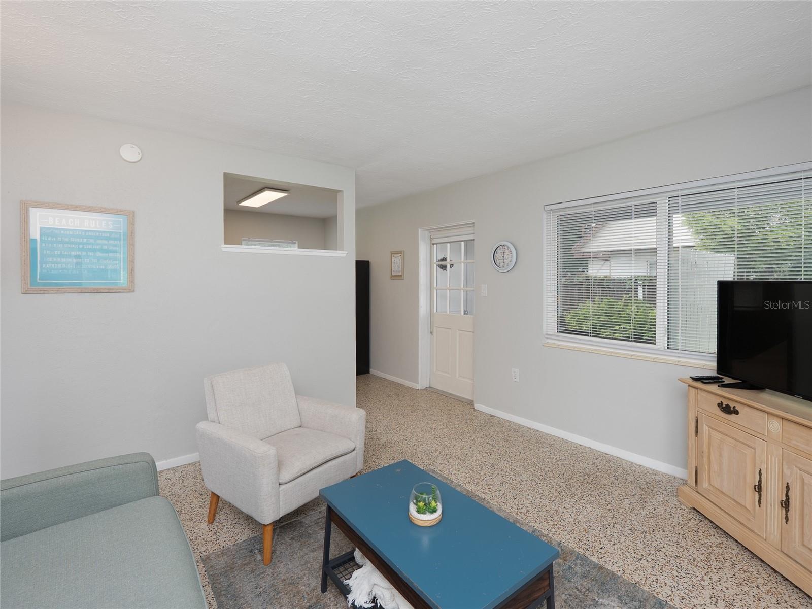 3314 NEW ENGLAND ST — photo 5