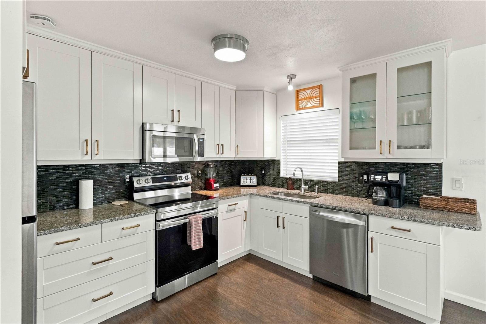 6339 S LANSDALE CIR — photo 8