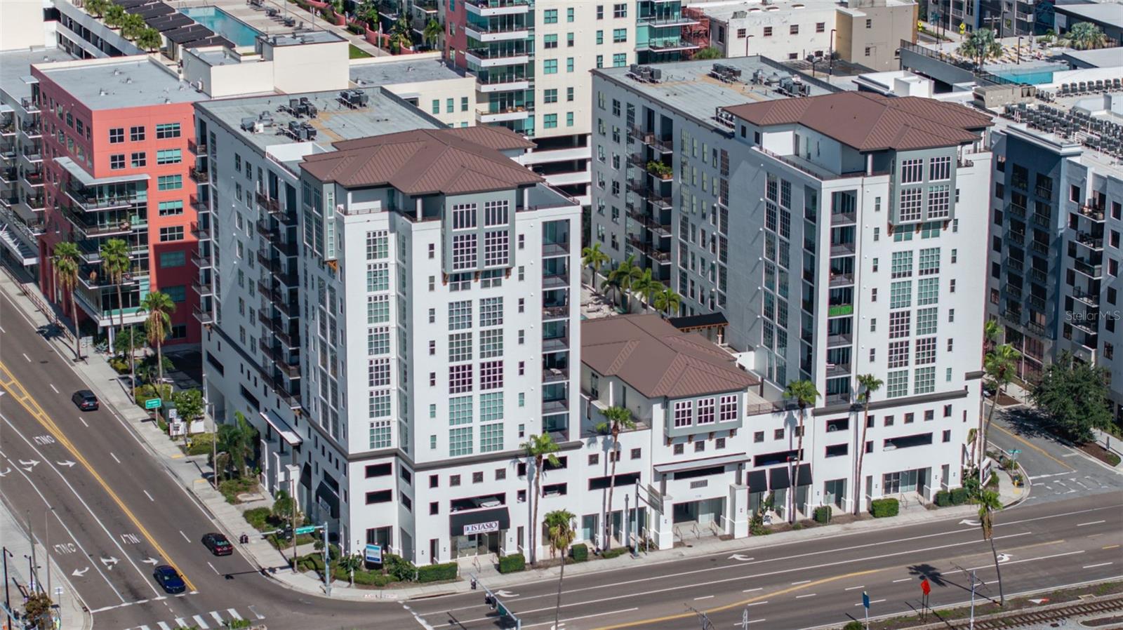 1227 E MADISON ST #903 — photo 3