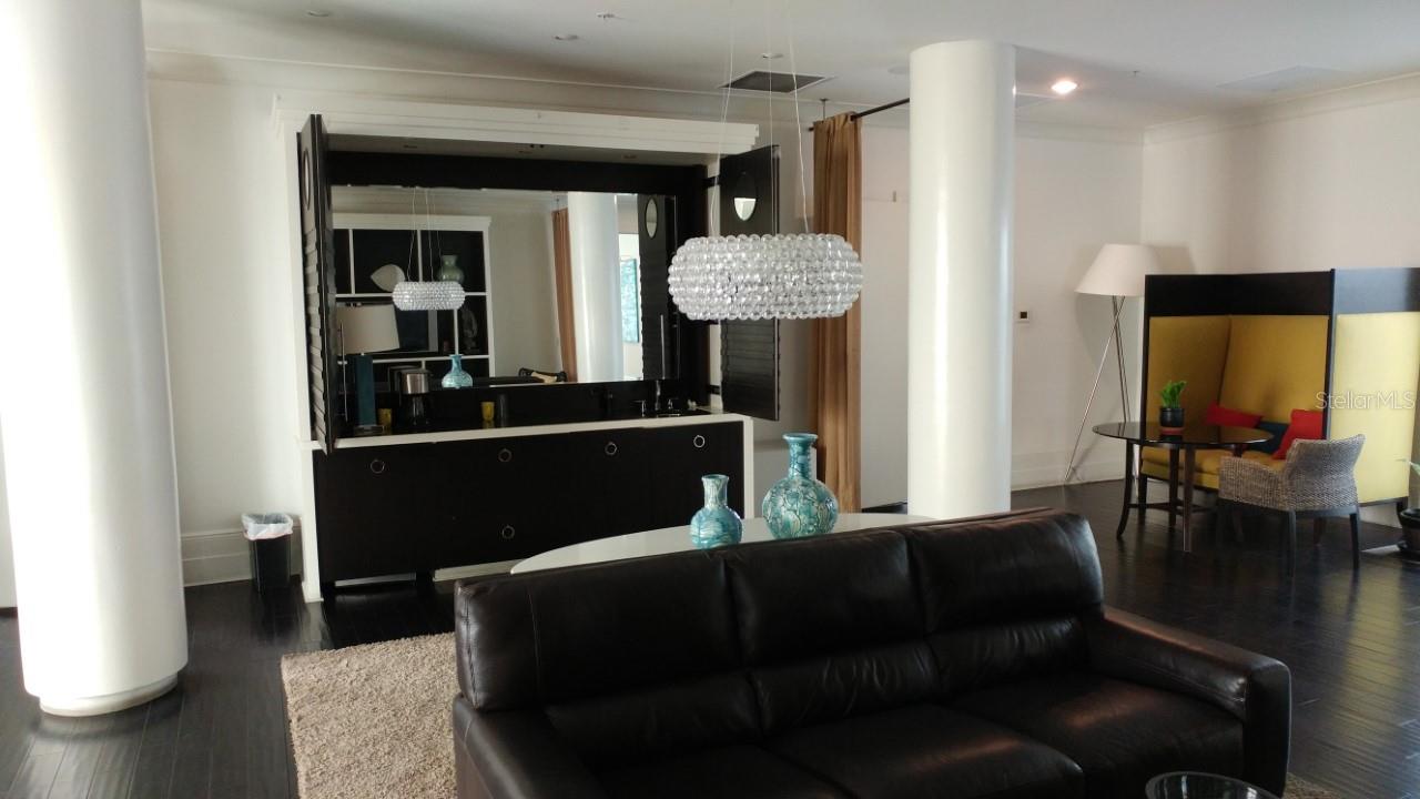 1227 E MADISON ST #903 — photo 39