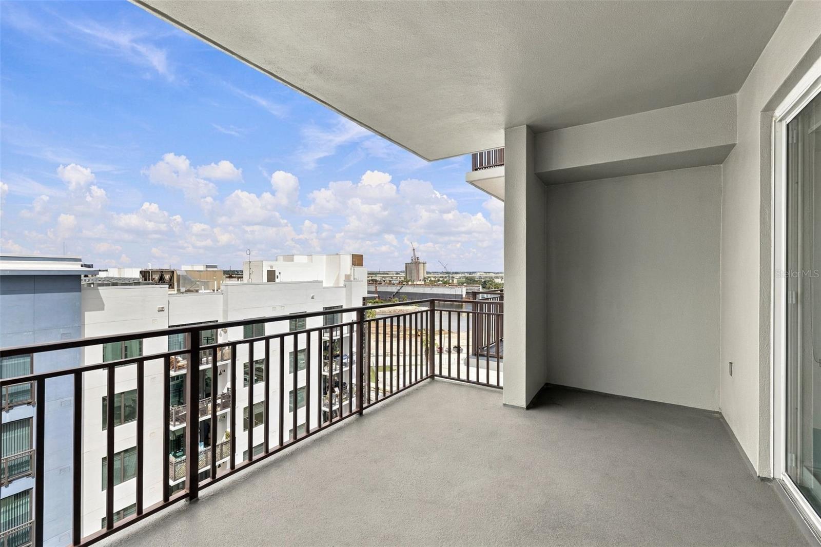 1227 E MADISON ST #903 — photo 12