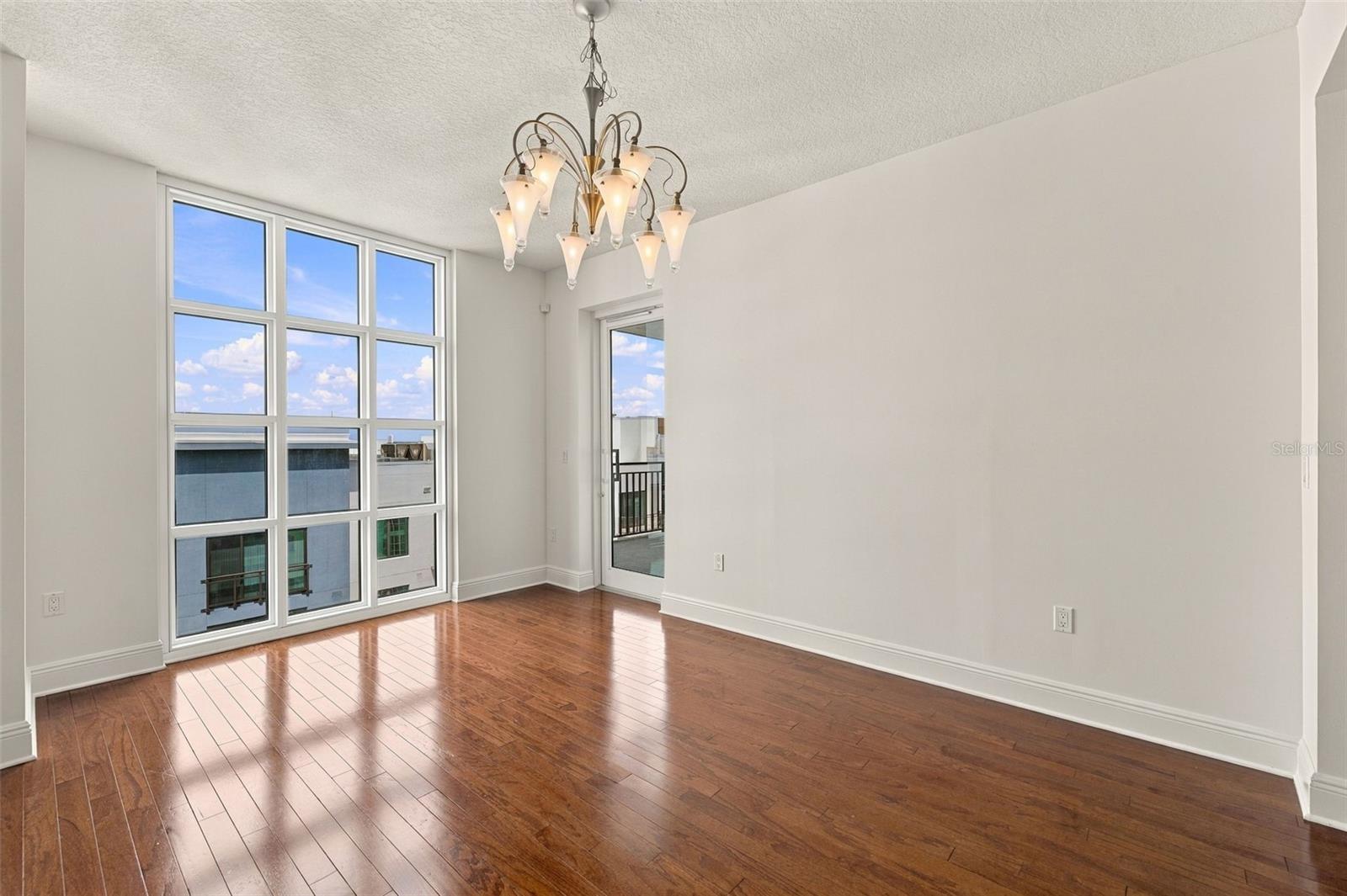 1227 E MADISON ST #903 — photo 11